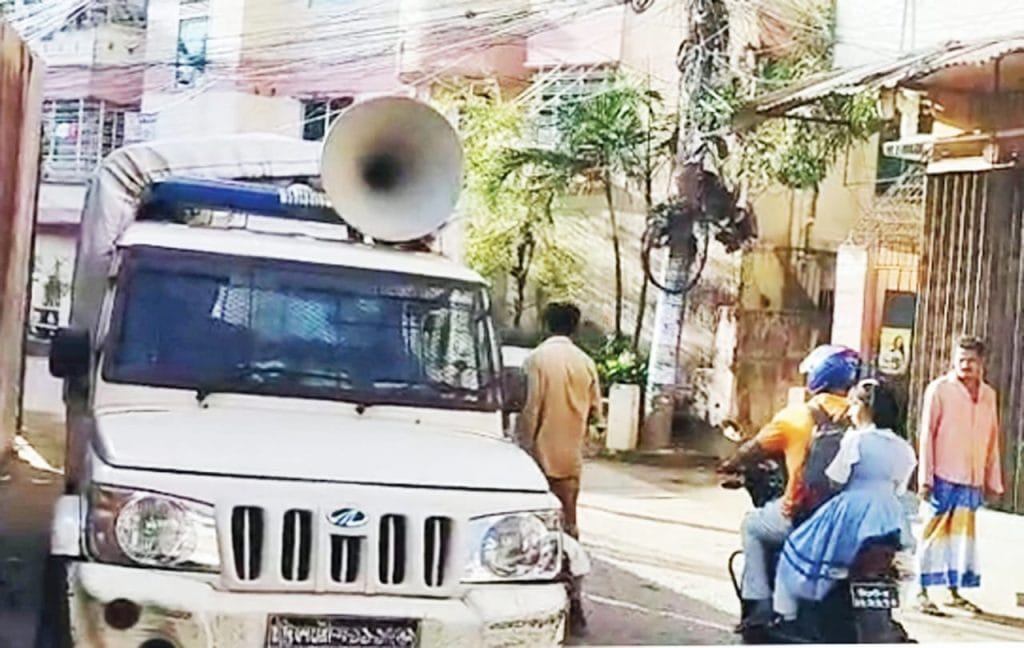  চট্টগ্রামের হান্ডি আর ধাবা রেস্টুরেন্টের খাবারে  ভেজাল-মেশানো হয় অননুমোদিত রং
