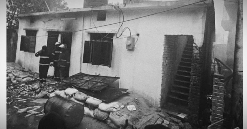 কেরানীগঞ্জে এয়ার ফ্রেশনার কারখানায় বিস্ফোরণ, শ্রমিক নিহত